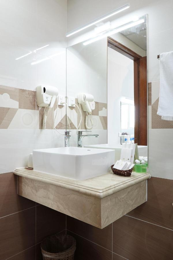 Song Anh 1 Hotel ホーチミン市 エクステリア 写真